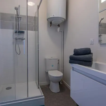 Bords De Loire - Rdc - Au Pied Du Chateau